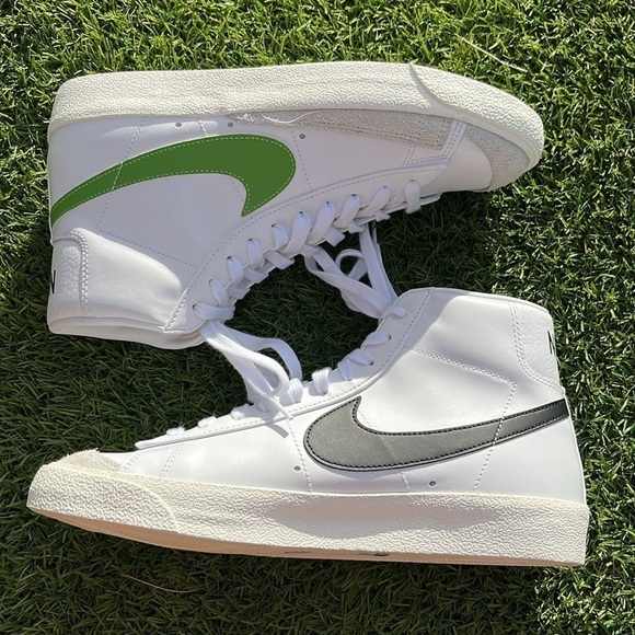 NWT! NIKE BLAZERS - Picture 12 of 15